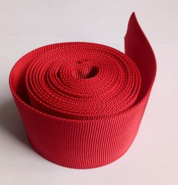 De rode Textielsingelband van de Polyester Holle Singelband voor Zware industriemachines